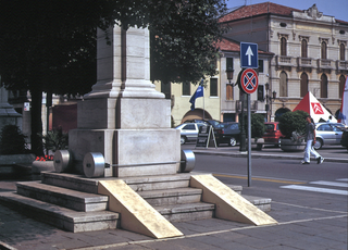 Leon, Photo © Umberto Cavenago