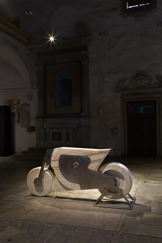 Motocicletta, Sant'Agostino Church, Pietrasanta, Photo © Bart Herreman