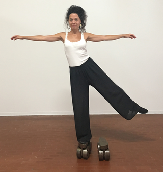 A prova di scemo (autoritratto), Portrait of Diana Dorizzi on roller skates, Photo © Luca Scarabelli