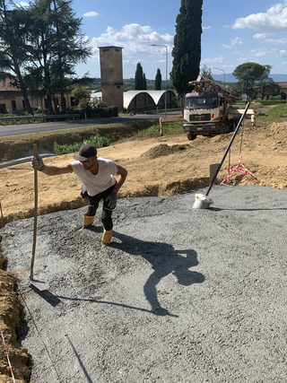 Centrifugo, Pouring of concrete