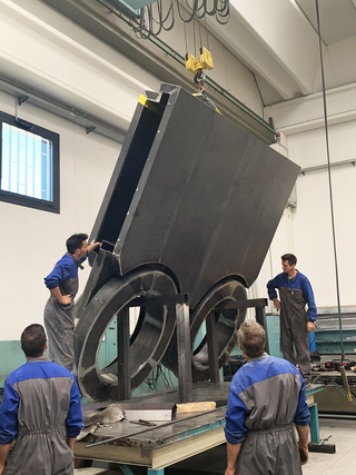 Centrifugo, Pre-assembly in the workshop
rebuzzi.it, Photo © Umberto Cavenago